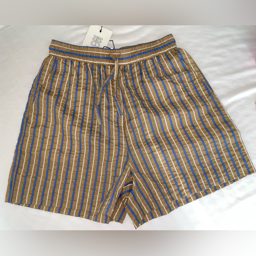 Second Female Shorts